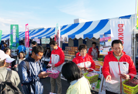 試供品として3,000食分のポッカサッポロのスープを配布しました